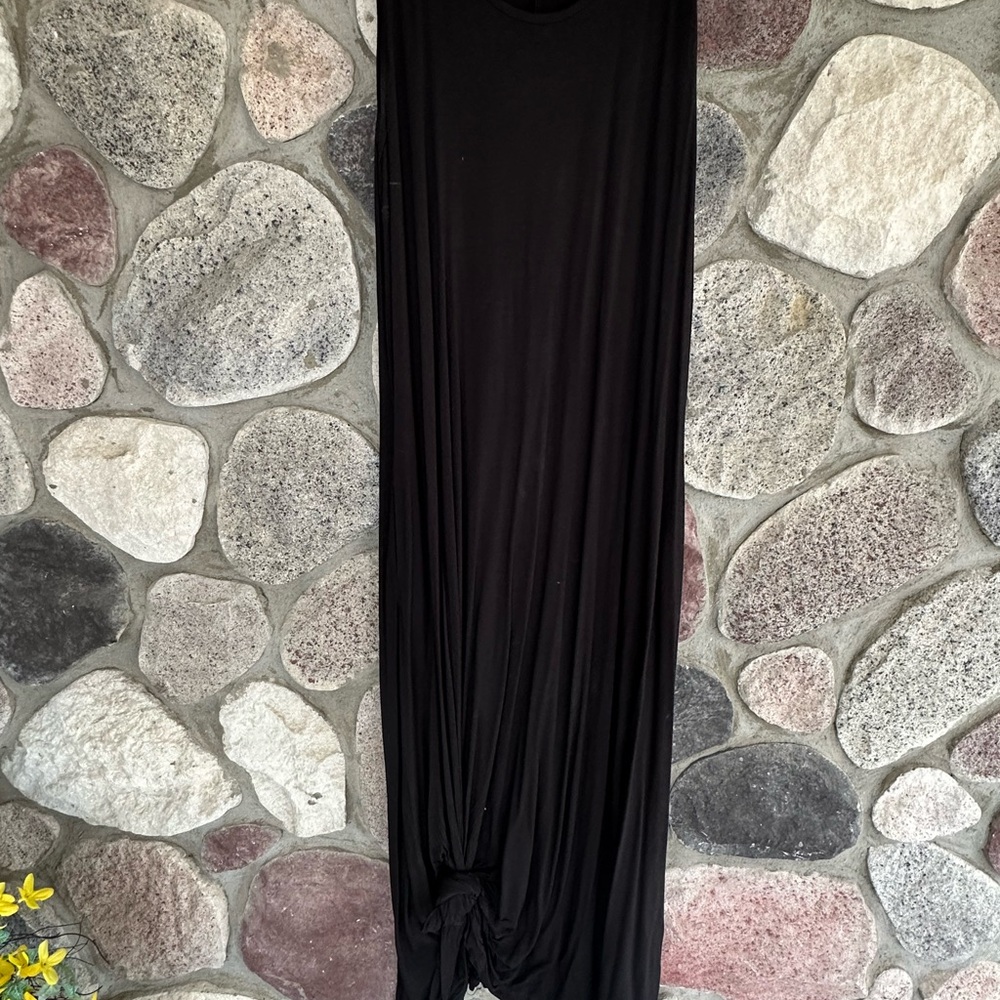 Elegant Black Maxi Dress
